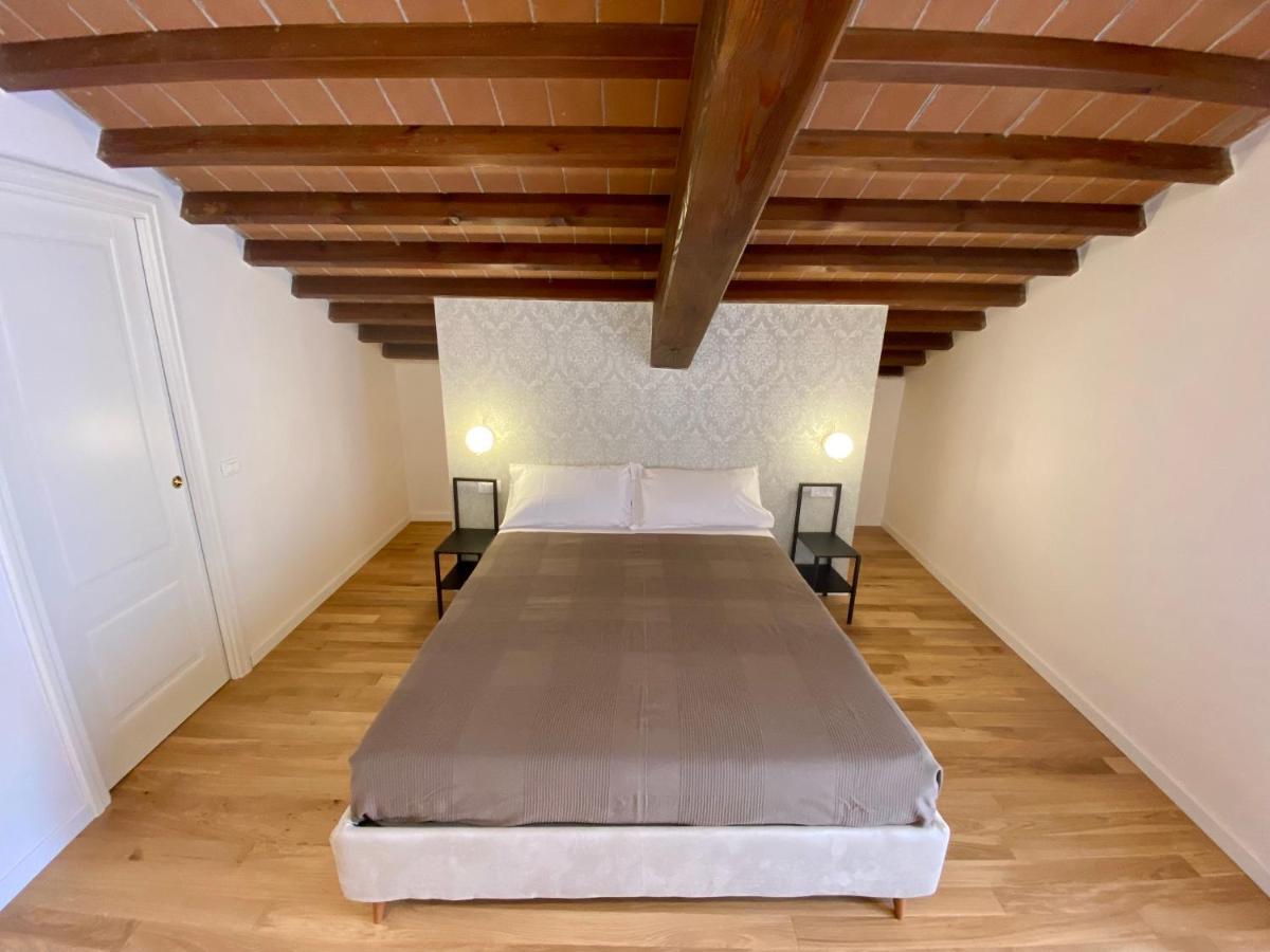 Residenza D'Epoca Dei Fondachi Hotel Sarzana Ngoại thất bức ảnh