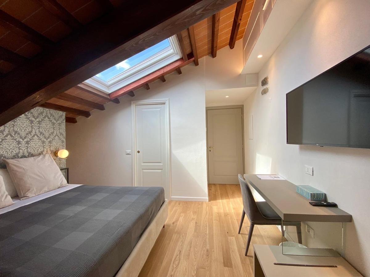 Residenza D'Epoca Dei Fondachi Hotel Sarzana Ngoại thất bức ảnh