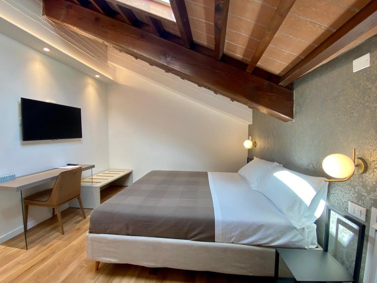 Residenza D'Epoca Dei Fondachi Hotel Sarzana Ngoại thất bức ảnh