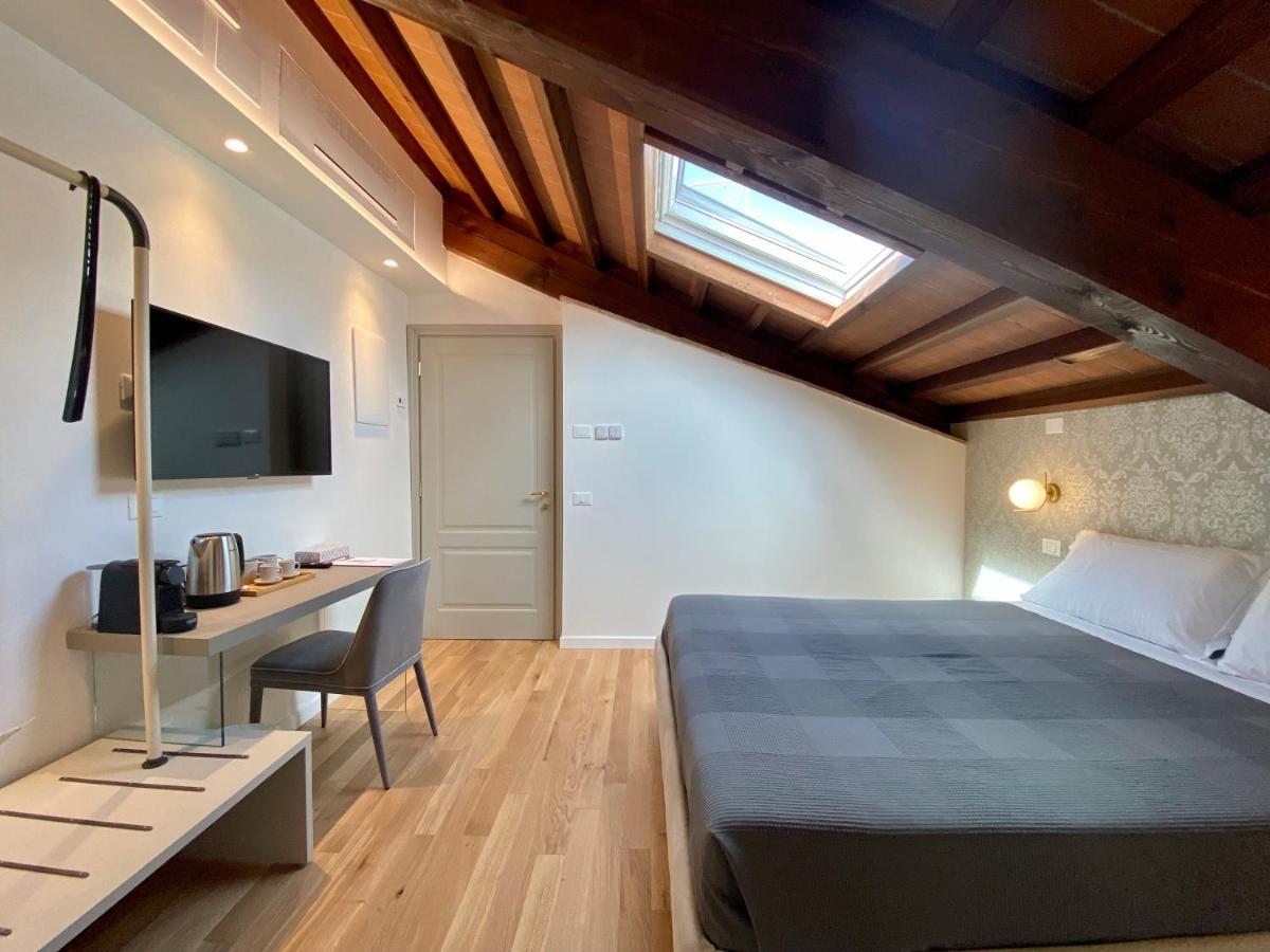 Residenza D'Epoca Dei Fondachi Hotel Sarzana Ngoại thất bức ảnh