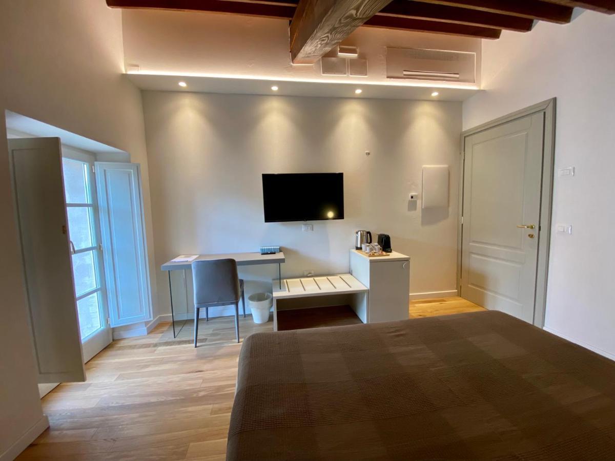 Residenza D'Epoca Dei Fondachi Hotel Sarzana Ngoại thất bức ảnh